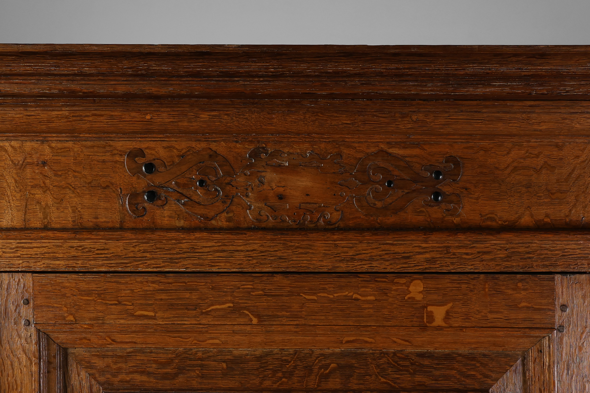 17th Century Belgian Renaissance Oak Cabinet with Concealed Lockthumbnail